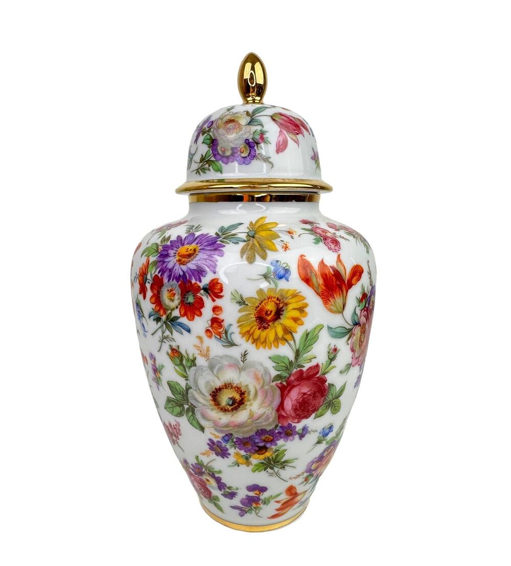 Vintage Bavaria Porzellan White Floral Lid Decorative Antique Porcelain Vase